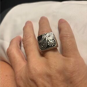 Da Vinci black enamel & crystal ring